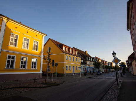 Cene stanovanj v Nemčiji medletno nižje za desetino