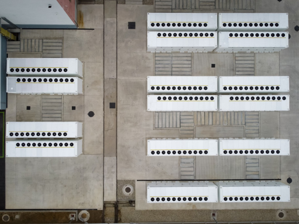 Nakup sončne elektrarne brez baterijskega hranilnika ne bo več smiseln