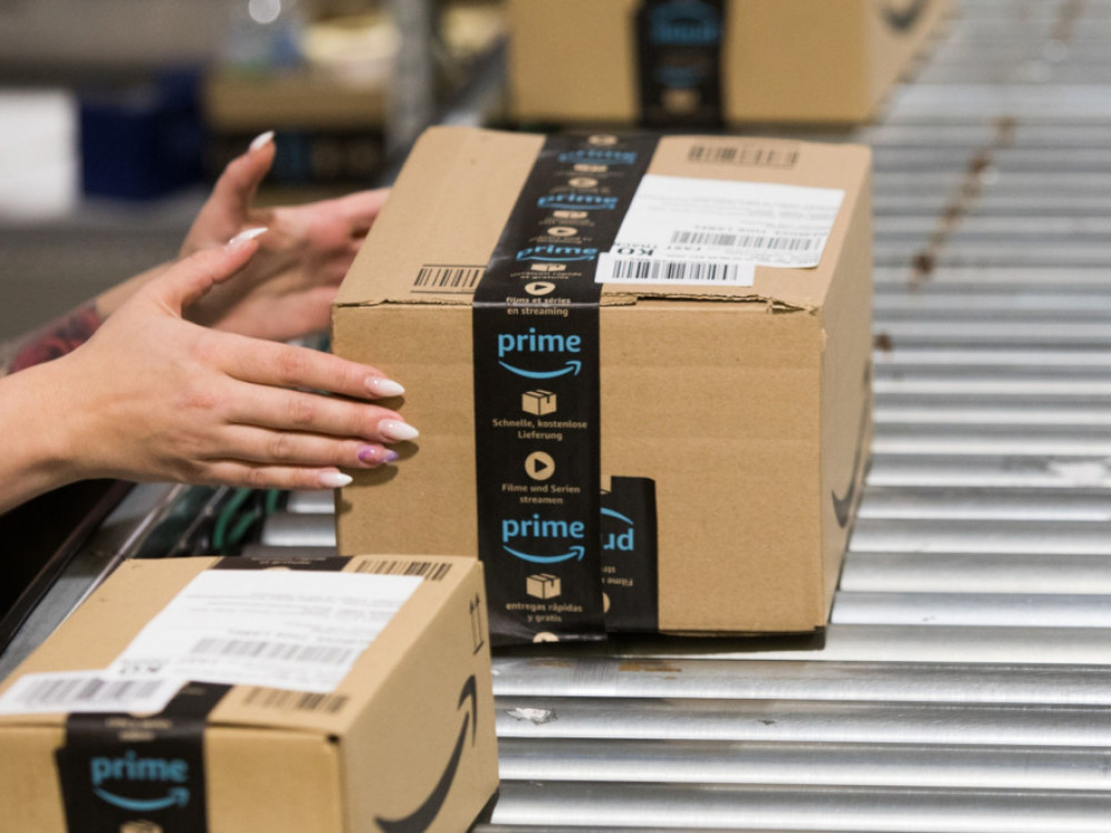 Amazon in Disney v nova odpuščanja, zaposleni v Googlu s peticijo