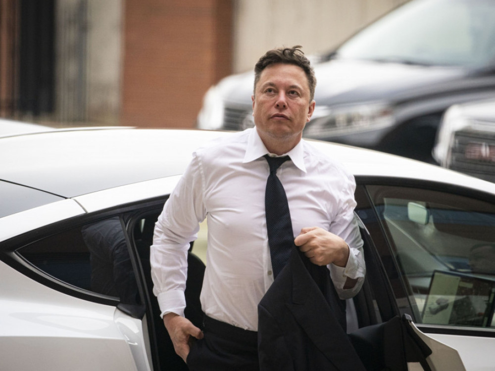 Top 5 novic za začetek dneva: Veliki načrt Tesle in omejitev TikToka