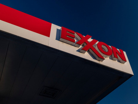 Največji prevzem: Naftni velikan Exxon Mobil kupuje podjetje Pioneer