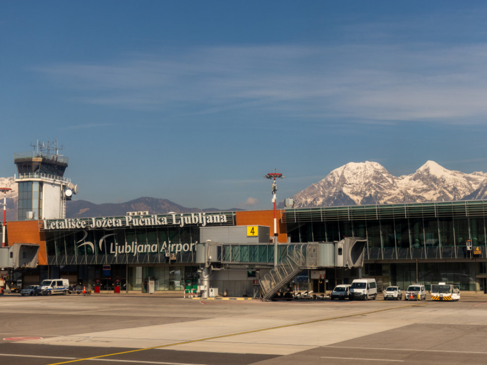 Na ljubljanskem letališču letos milijon potnikov, kam so najpogosteje leteli?