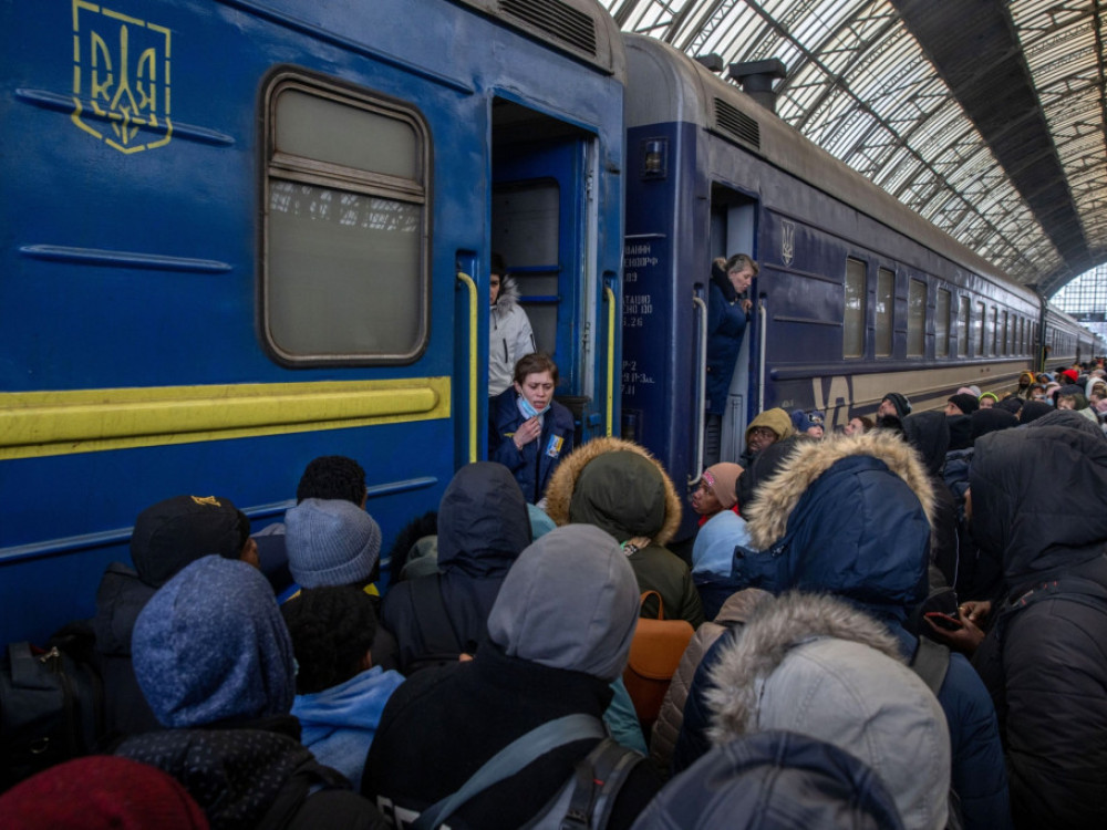 Ko ljudje postanejo orožje; migracije kot del ruske hibridne vojne z EU