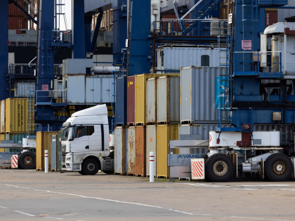 Gorivo, ki poganja svetovno gospodarstvo, kaže na recesijo