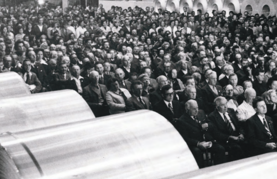 Stoletni velikani regije: Kako so preživeli turbulence?