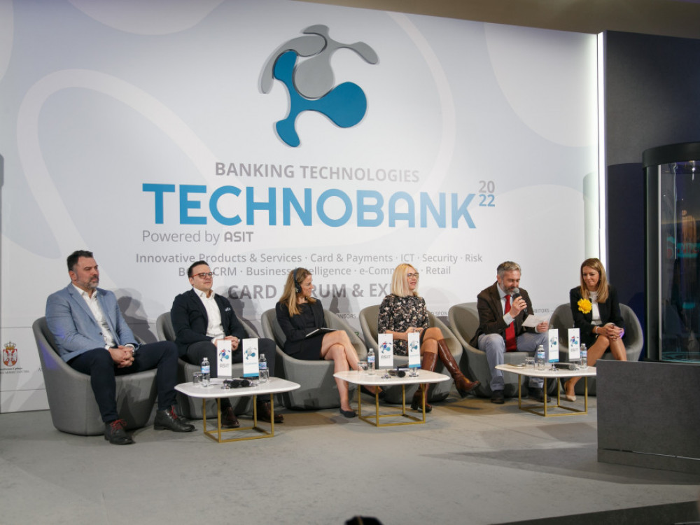 Konferenca o inovativnih bančnih tehnologijah