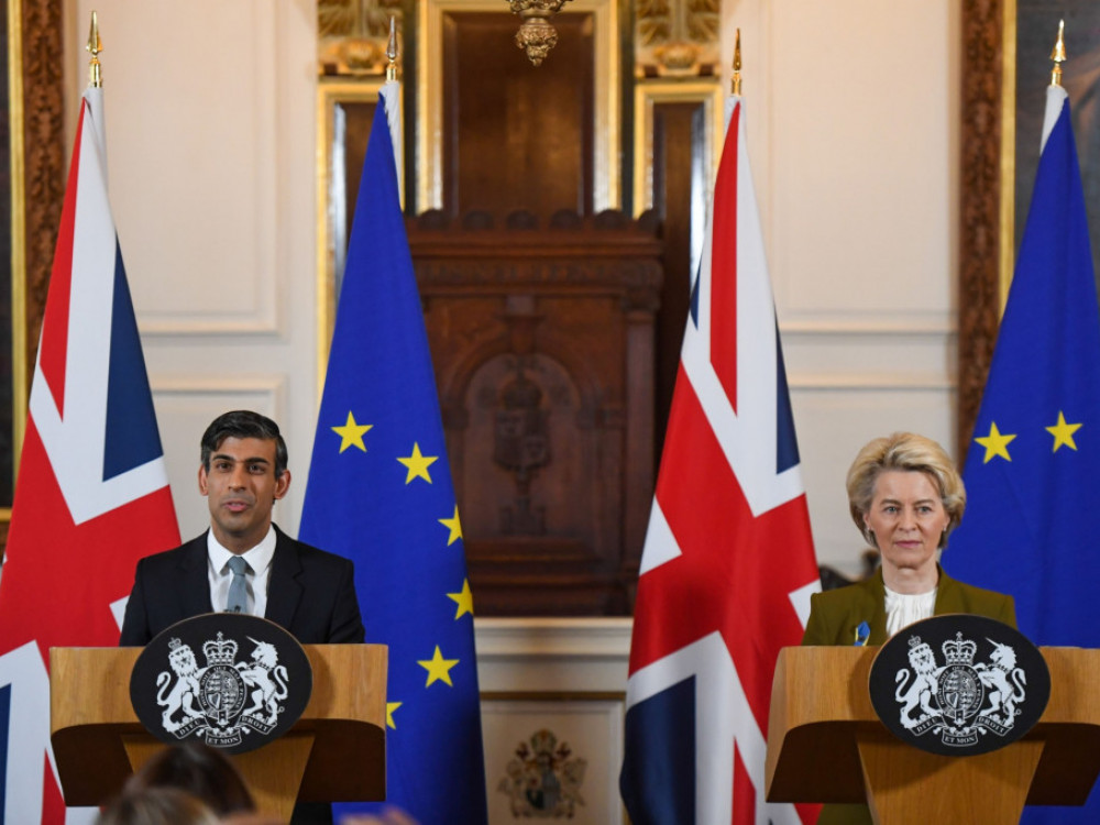 Sunak in von der Leyen dosegla dogovor o statusu Severne Irske