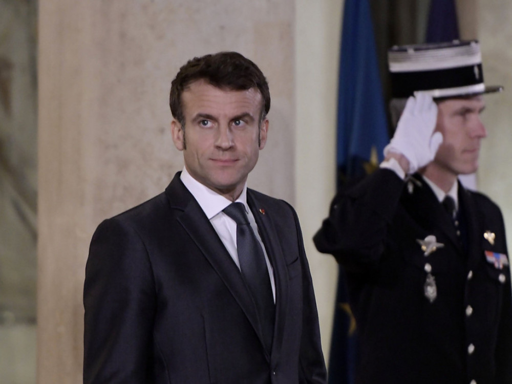 Izgredi v Franciji neugodni za Macronovo gospodarsko vizijo