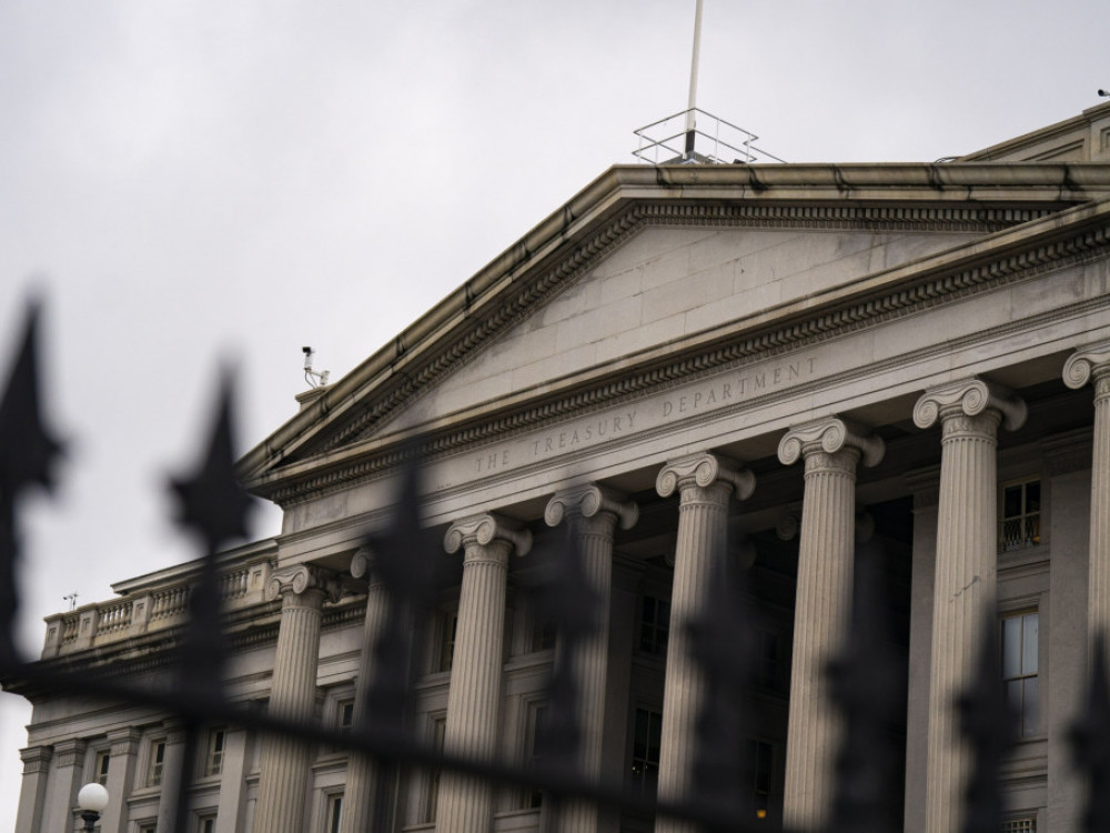 Donosnost ameriških obveznic navzgor pred zasedanjem Feda