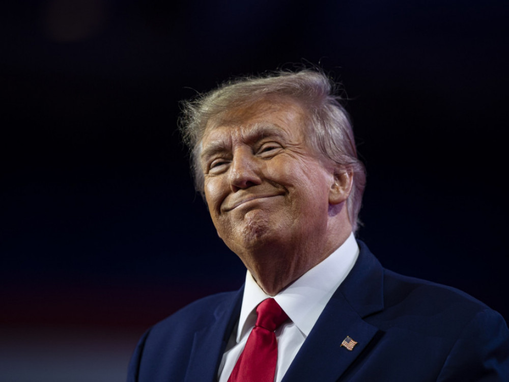 Top 5 novic: Bodo o Trumpovi usodi odločala sodišča ali volivci?