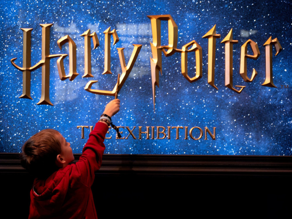 Warner Bros blizu dogovora o snemanju serije o Harryju Potterju