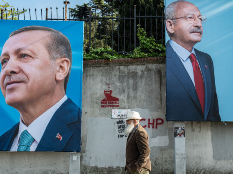 Top 5 novic za začetek dneva: Turčija v drugi krog volitev