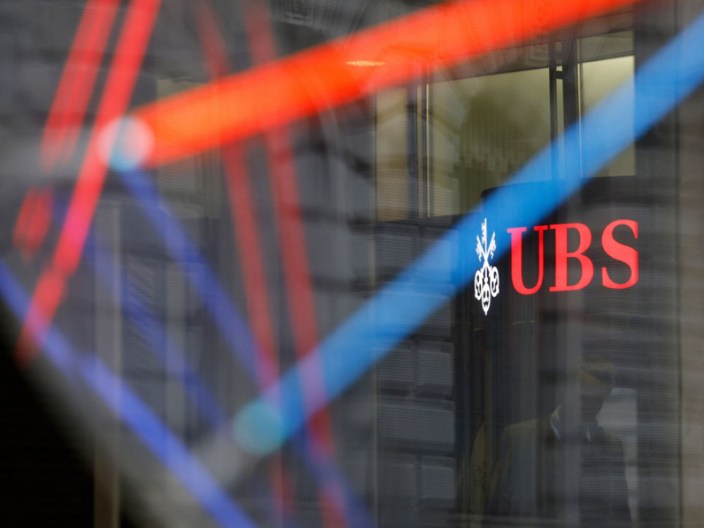 UBS v 'zahtevnih razmerah' napovedal odkup delnic