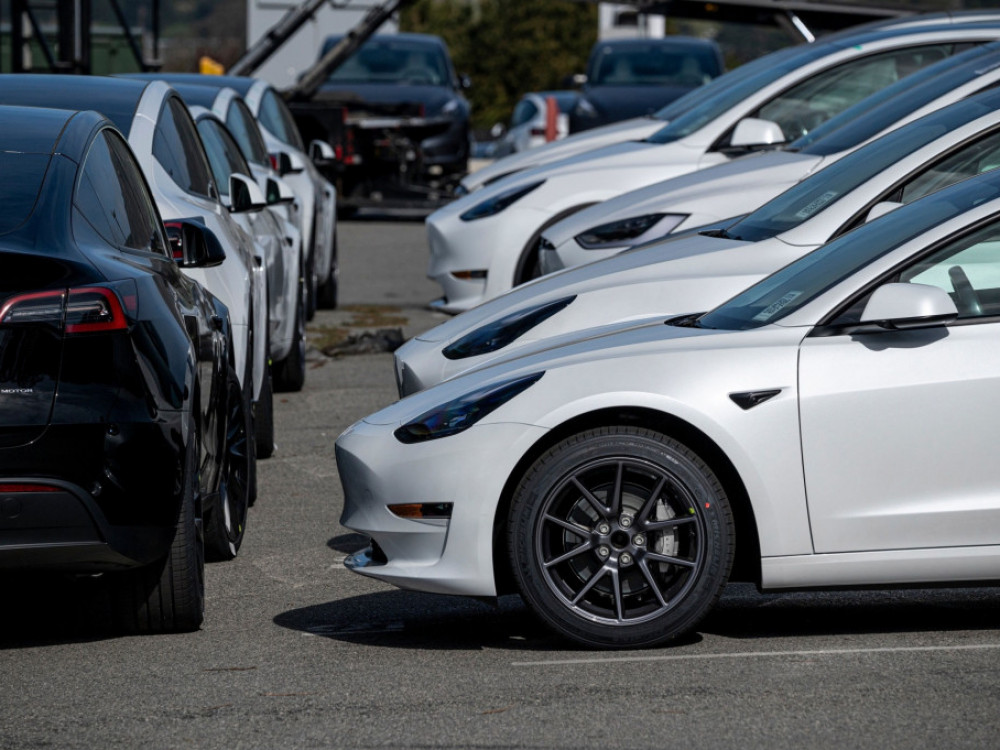 Top 5 novic za začetek dneva: Na pragu trgovinske vojne?