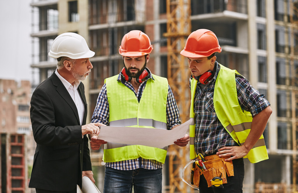 Brezposelnost se je tudi aprila zmanjšala