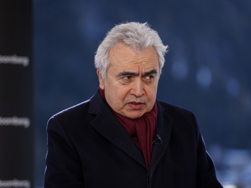 IEA: Naložbe v zeleni prehod bi morali v tem desetletju potrojiti