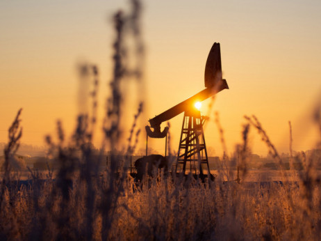 Po omejitvi črpanja Savdske Arabije cene nafte ostajajo dokaj nizke