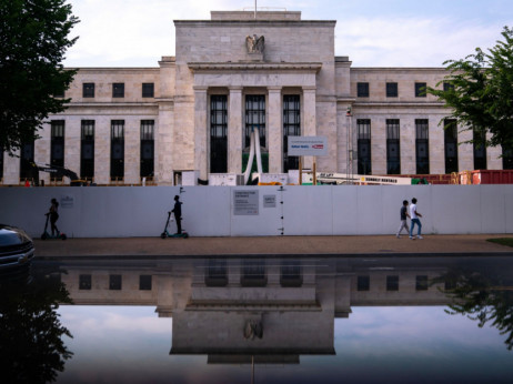 Top 5 novic za začetek dneva: Fed, možnost recesije in protiofenziva