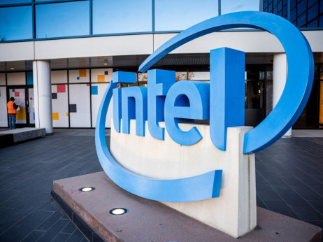 Evropska komisija z novo kaznijo za stare grehe Intela