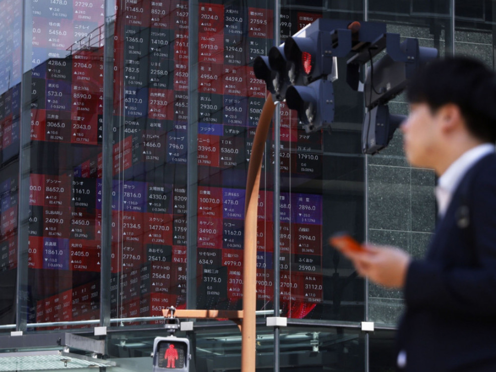 Borzni pregled: Nikkei navzdol, Hang Seng navzgor