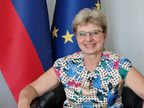 Irena Šinko: 'Tudi v Sloveniji imamo zelo podjetne kmete, ampak ...'