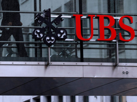 UBS prvič z dobičkom po prevzemu Credit Suisse banke