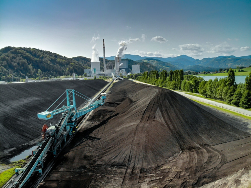 Kako je skupina HSE lani zaplavala v četrt milijarde evrov izgube?