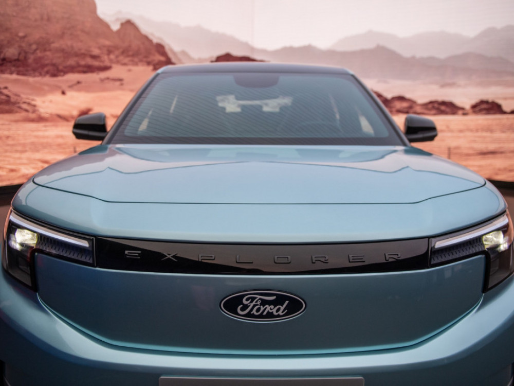 Sindikat UAW s Fordom sklenil dogovor: Urna postavka višja za 25 odstotkov