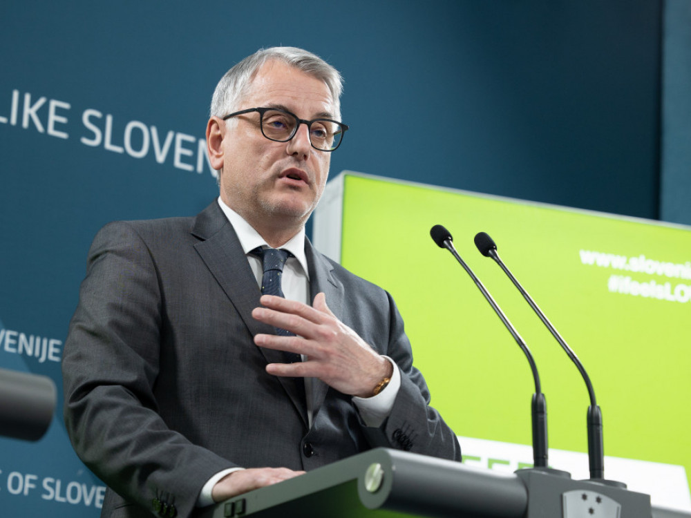 Minister Han: 'To je noro, nenormalno. Zdaj so ključni ukrepi!'