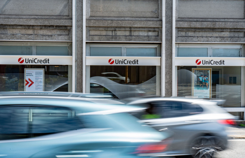Unicredit veča delež v Commerzbank?