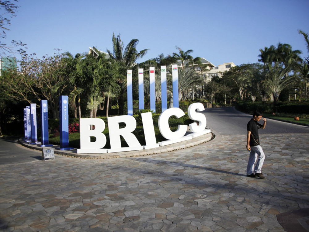 Brics ali ko periferija vrača udarec kolonialnim gospodarjem