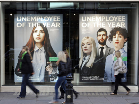 Rekordno nizka stopnja brezposelnosti v območju evra kljubuje recesiji