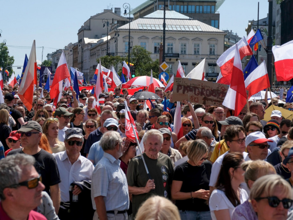 Volitve in referendum na Poljskem: Evropska unija ali izolacija?