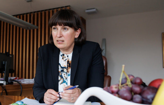 Šefinja Petrola: 'Glede zelenega prehoda smo konservativnejši od države'