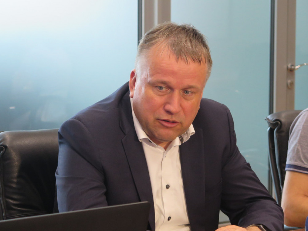 Skok, Cinkarna Celje: Prosta sredstva vlagamo v menice in bogatimo donos