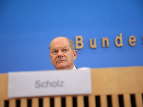 Proračunske zagate majejo nemško koalicijo; bo žrtvovana fiskalna zavora?