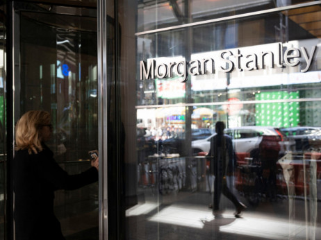 Morgan Stanley presegel ocene, oddelek investicijskega bančništva razočaral