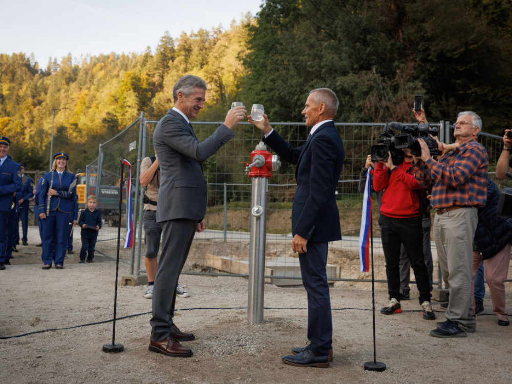 Kdaj bodo prizadeti v poplavah dobili nove hiše?