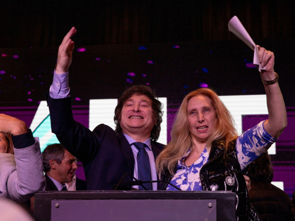 Top 5 novic za začetek dneva: Argentina z novim predsednikom