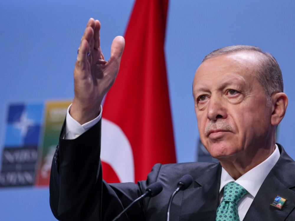 Turčija se po volitvah vrača na obvezniške trge