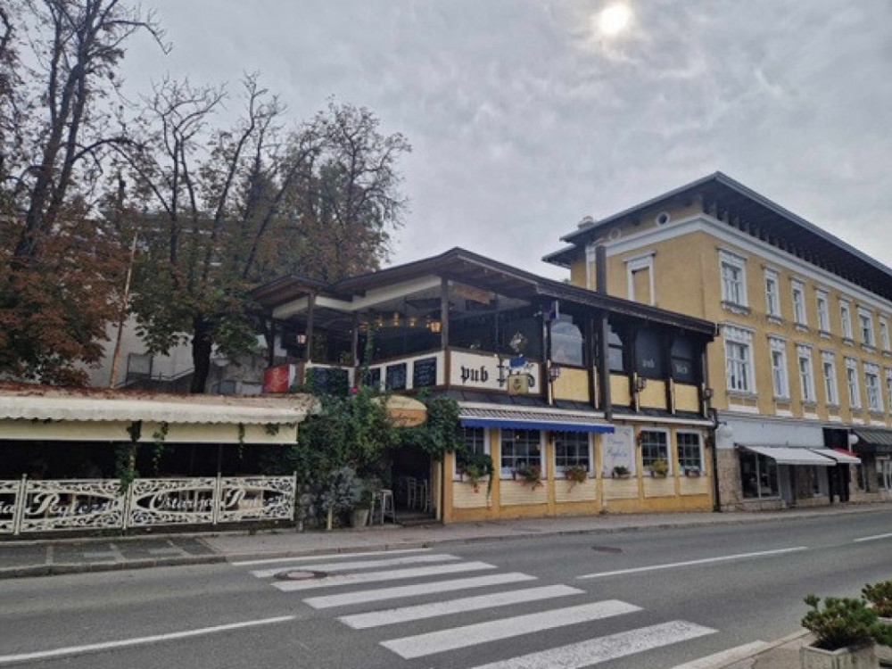 Sava Turizem išče najemnika za bar ob blejskem jezeru