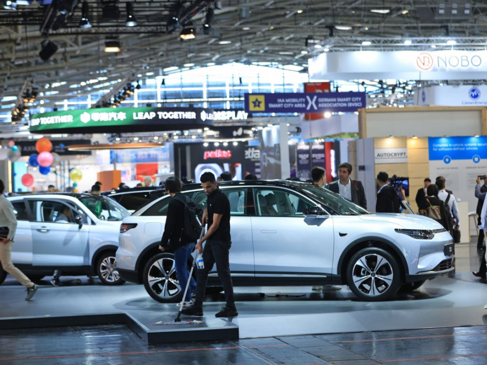 Vučić potrdil, da bodo v Srbiji izdelovali električno fiat pando