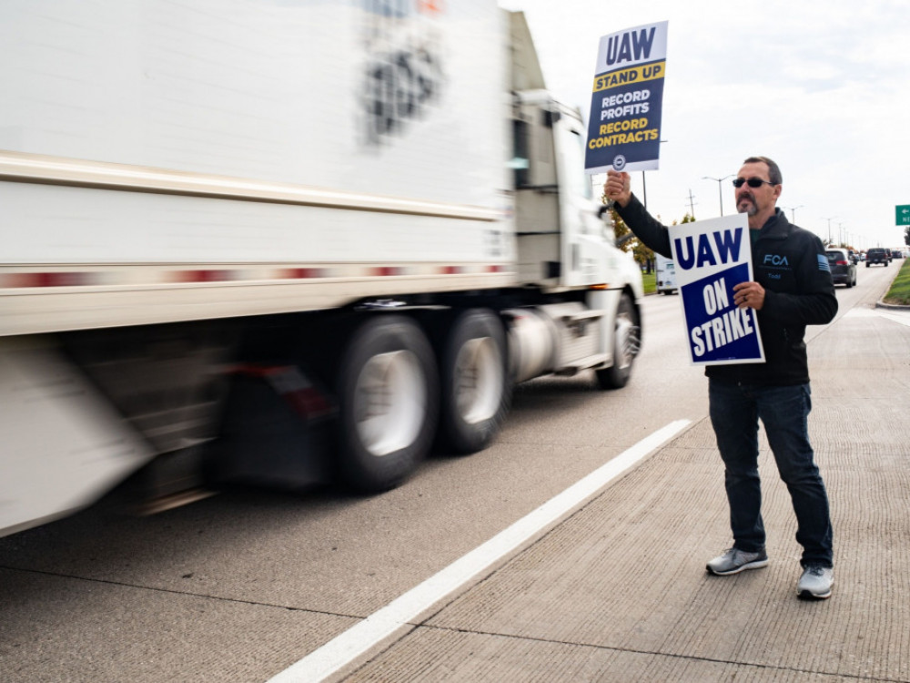 Po Fordu do dogovora s sindikalisti tudi Stellantis