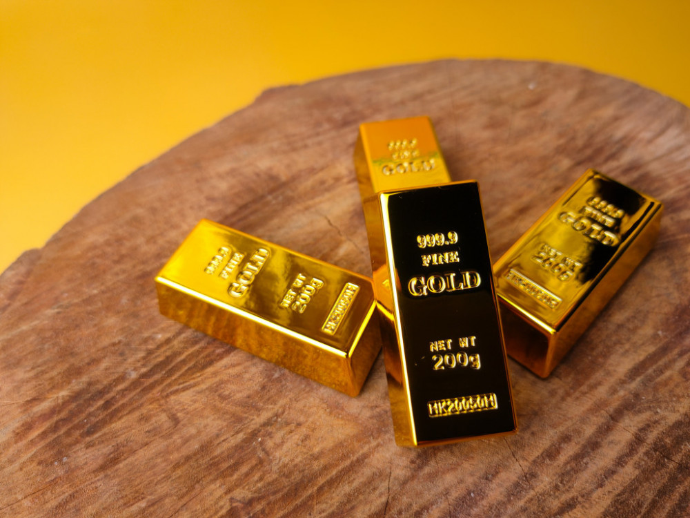 Napoved 2024: Kako zelo se bo lesketalo zlato?