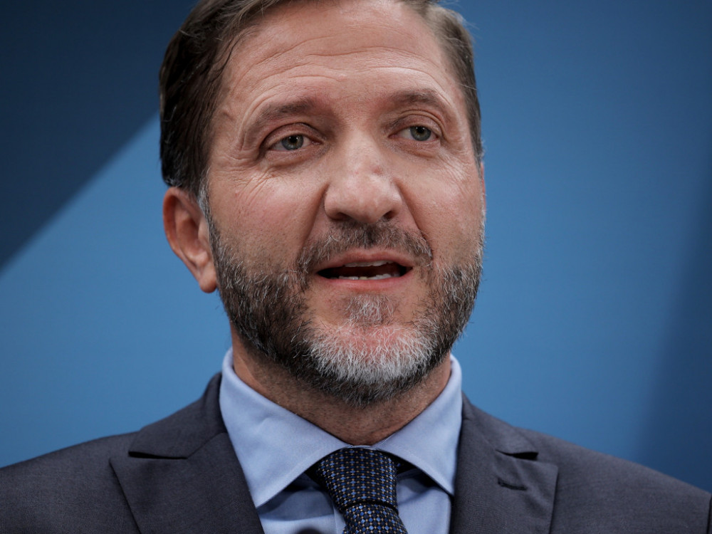 Zgodbe tedna: Ljudske obveznice - uspeh ali neuspeh?