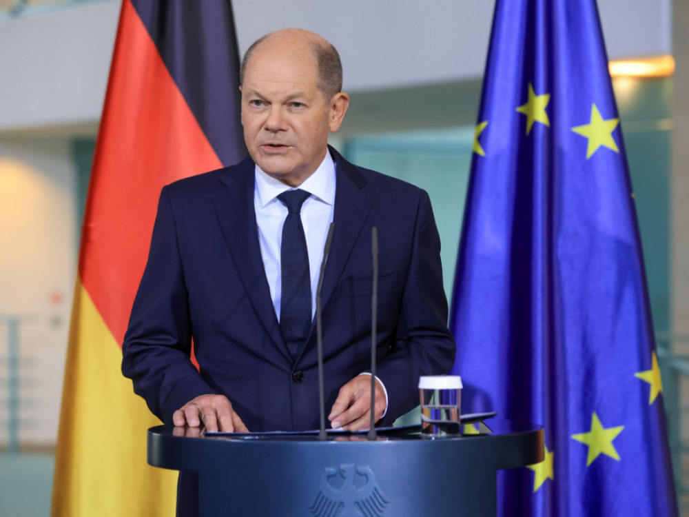 Top 5 novic za začetek dneva: Ustavno sodišče ustavilo nemško trošenje