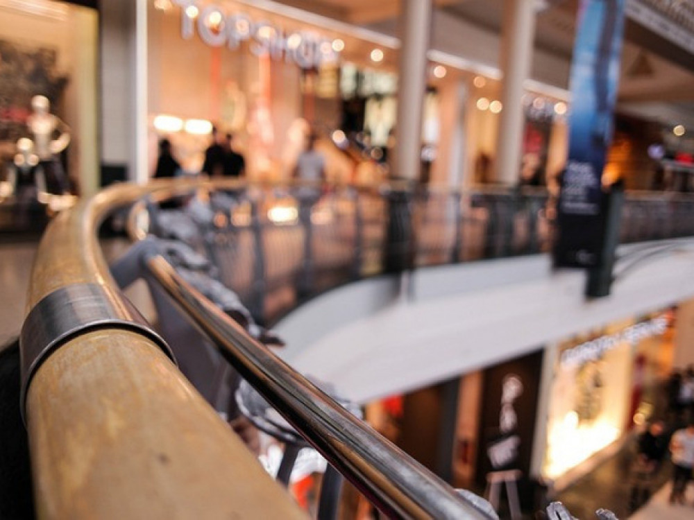 Črni petek: bo upad potrošnje podrl načrte slovenskih trgovcev?