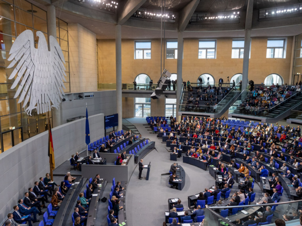 Zgodbe dneva: Startupi, smučišča in nemški proračun