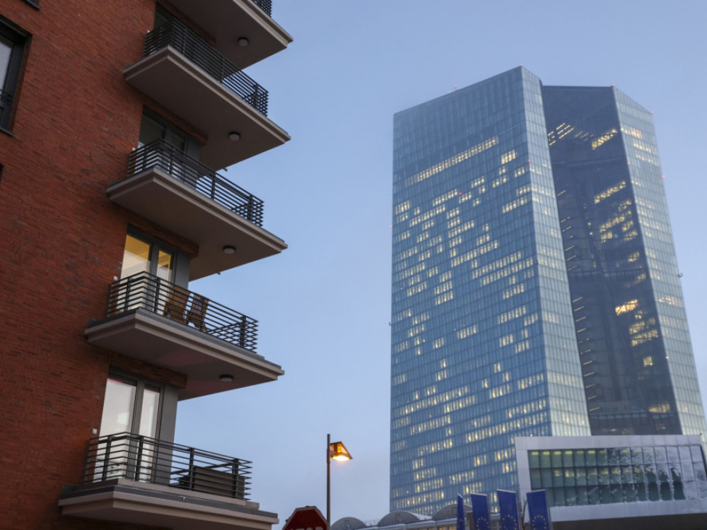 Evropski trg dela kljubuje visokim obrestnim meram