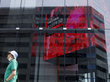 Borzni pregled: skok vrednosti novinca v S&P 500, občutna pocenitev kriptovalut